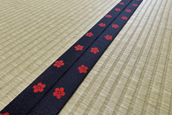 �~������