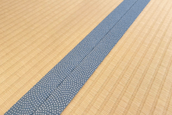 �����F��