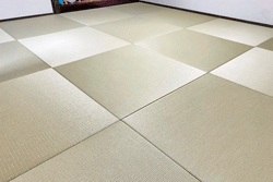 ������̒��ց@�r�c�s�@