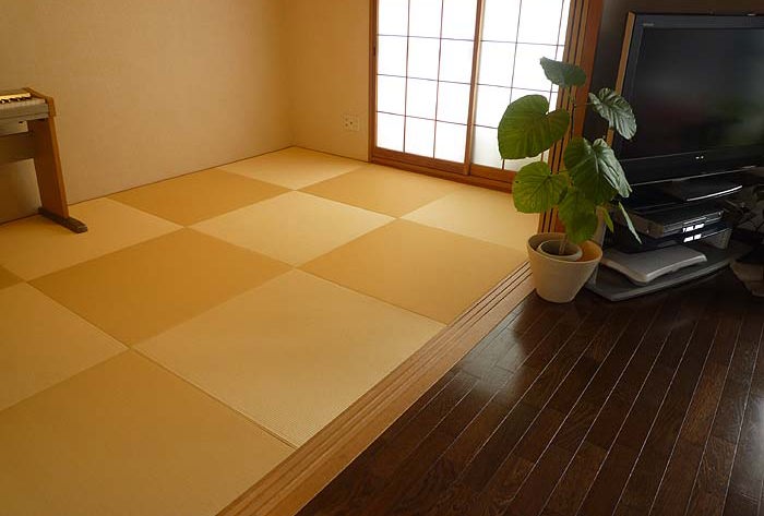 �װ������