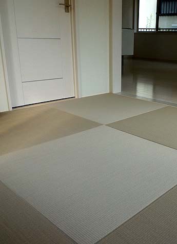 �F�򂹂��Ȃ��a����