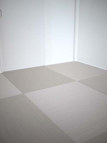 �s���~��