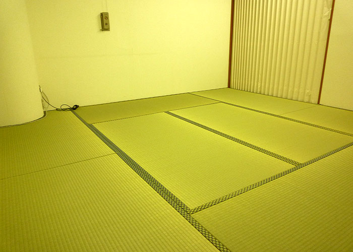 �V�R�����@�F�{����Y