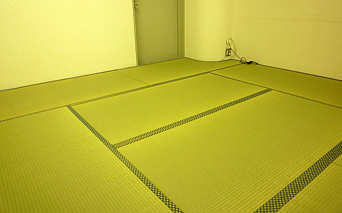 �F�{�Y�@���\