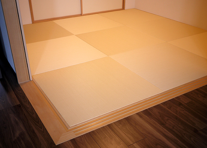 �װ������