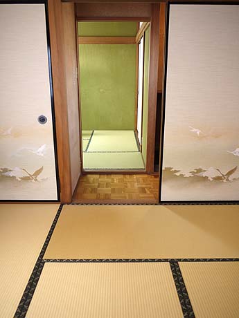 6���Ԃ�4������