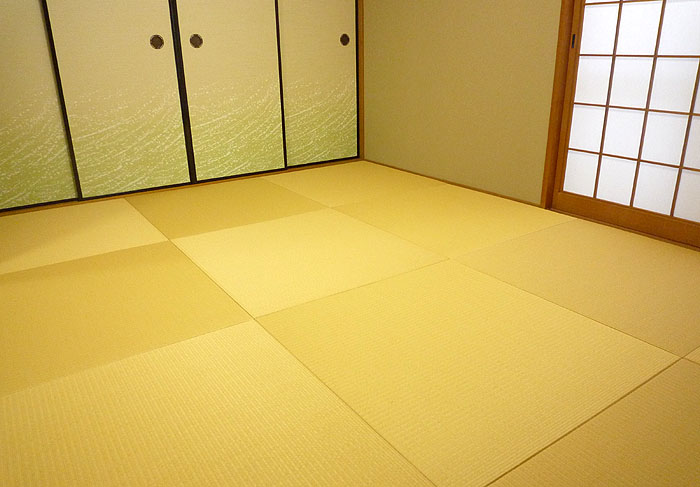 ������~��D������