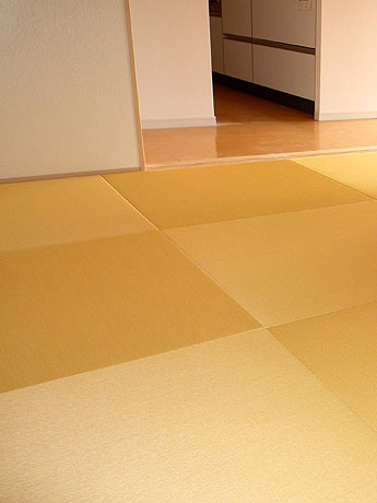 ���{���߰����E�i