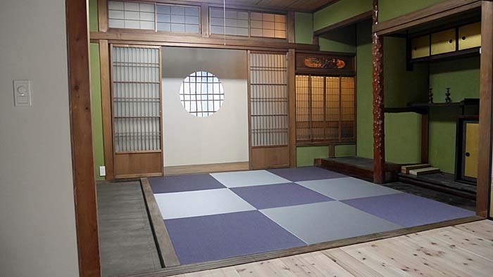 �Z�L�X�C����