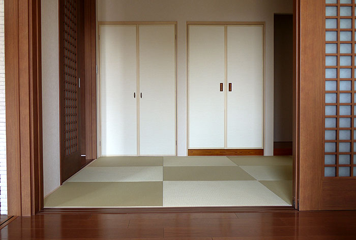 �������ō������̂������