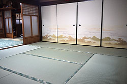 ����������