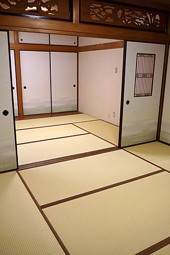 �������ց@