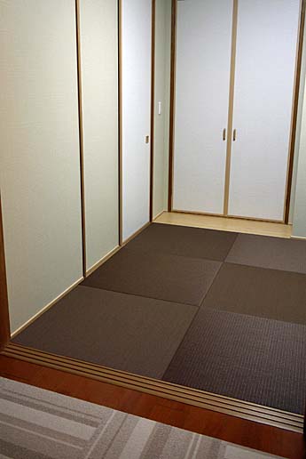 �װ������