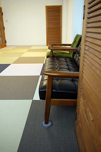 フローリングに敷き込む畳