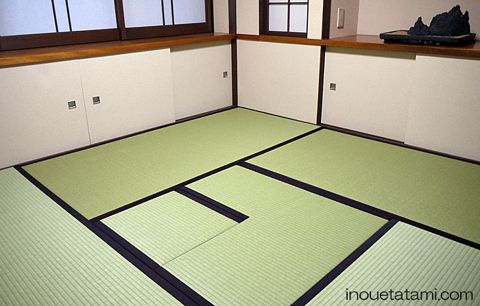 ������@�F��