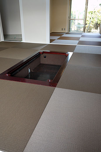 �x������