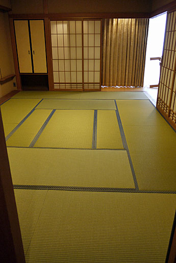 �h�����H������