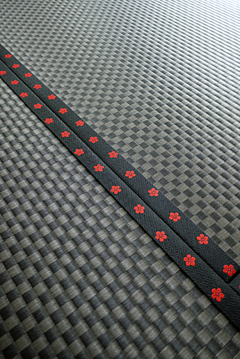 ���s����